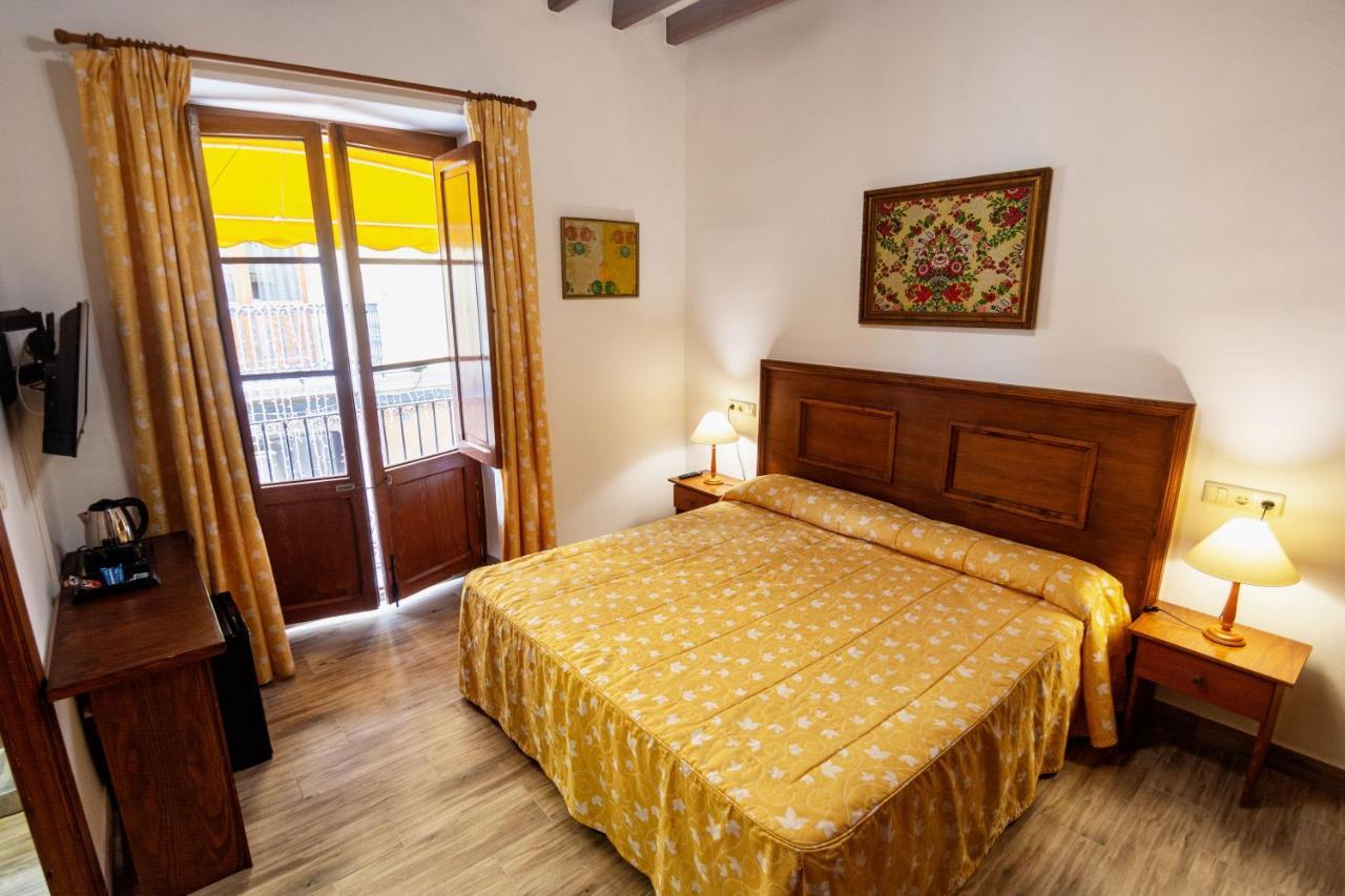 Hostal Loreto Denia Exterior foto