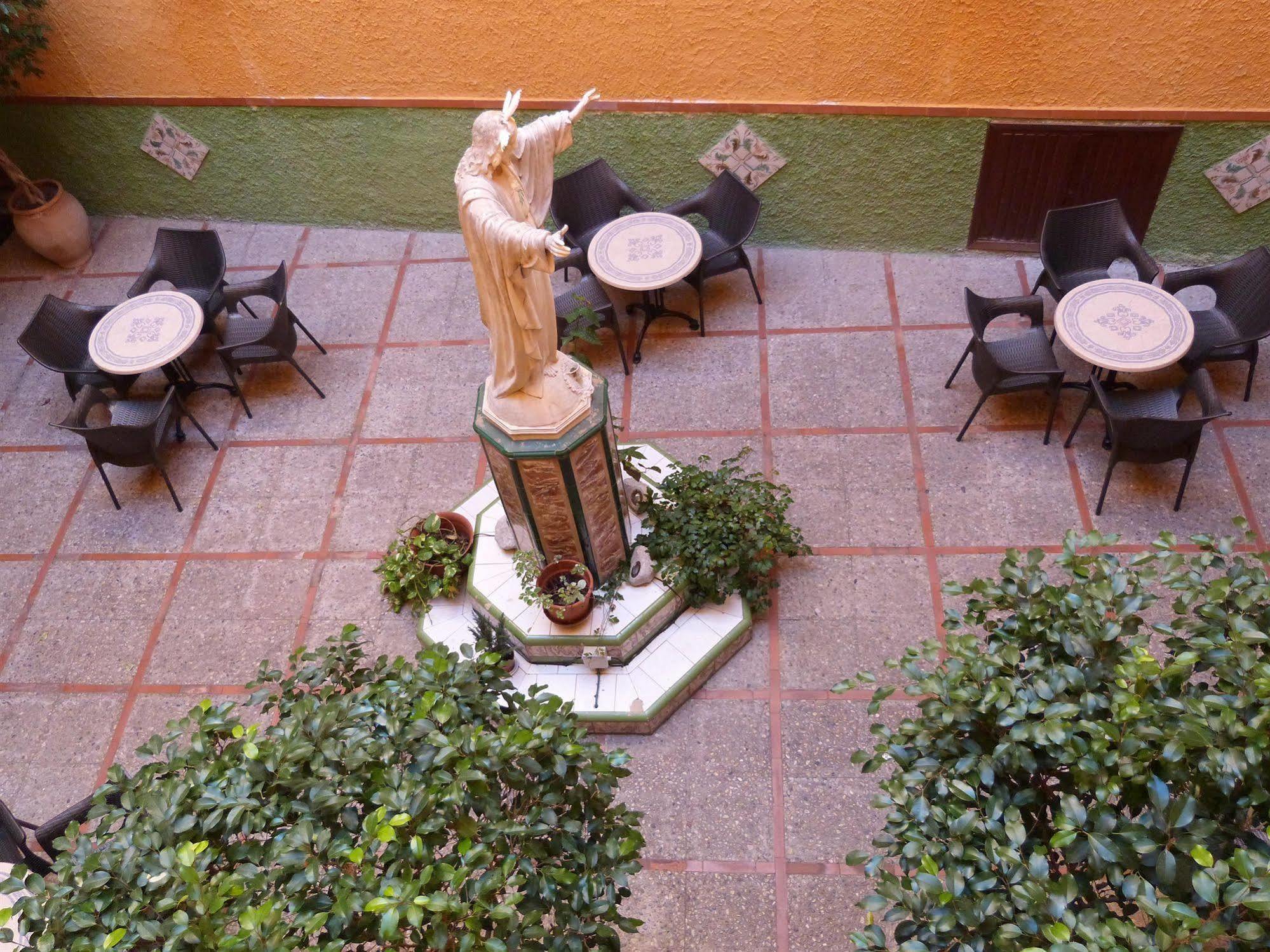 Hostal Loreto Denia Exterior foto